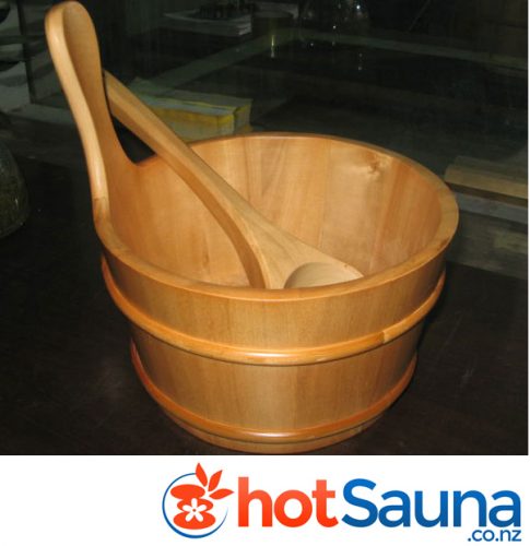 sauna bucket and ladel